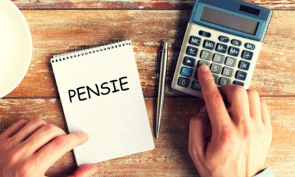Comisia Europeană obligă România să crească vârsta de pensionare mai repede. Apel la nivel național