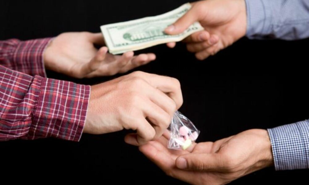Prețurile ridicate modifică comportamentul de cumpărare al românilor! O treime preferă piața neagră pentru procurarea alimentelor