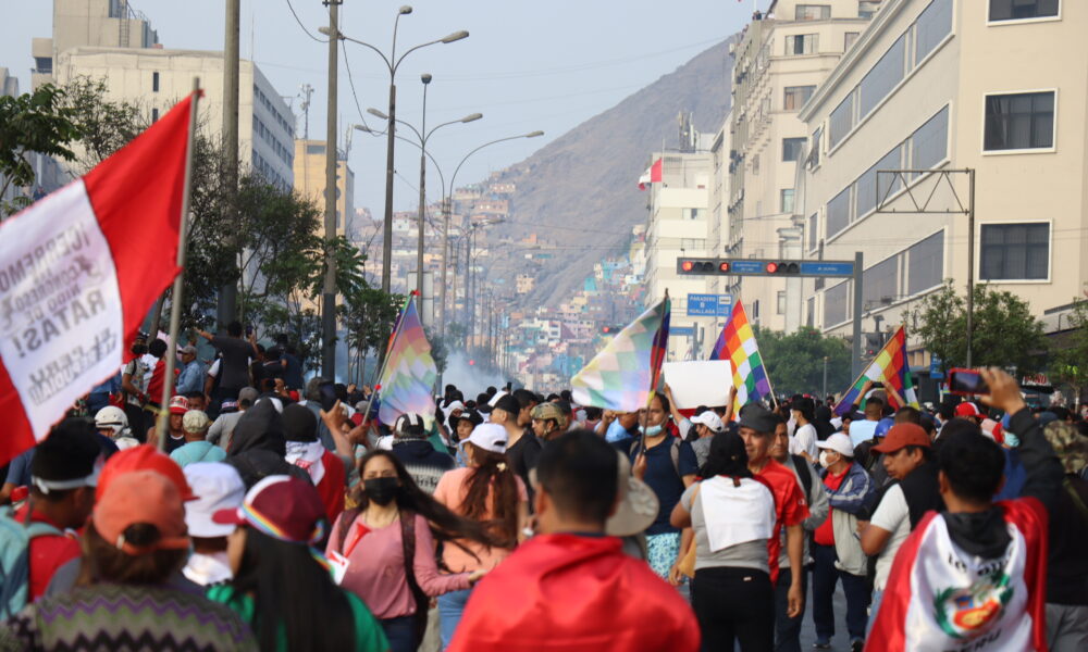 Noi proteste violente în Peru. Sudul teritoriului se revoltă
