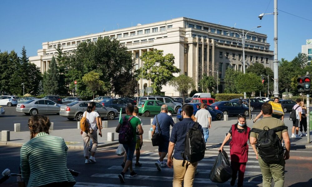 Frați doar pe jumătate: 47% dintre românii nu susțin Republica Moldova dacă ar fi atacată de Rusia