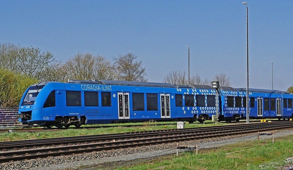 România cumpără trenuri cu hidrogen! Contract de 800 de milioane de euro prin PNRR