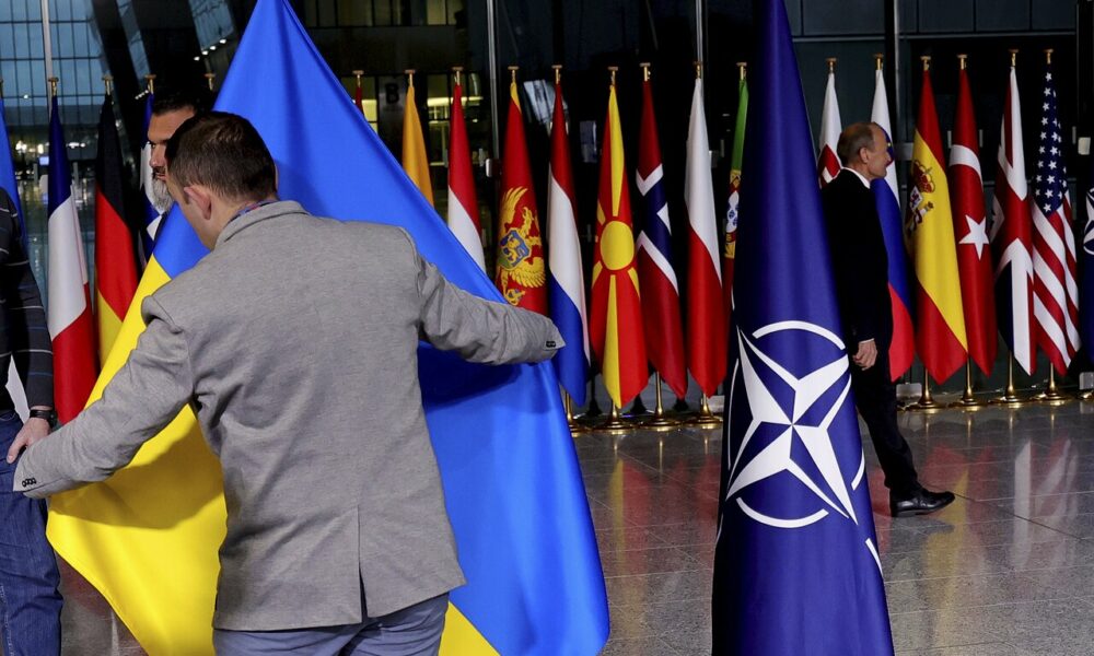 Țări importante din NATO nu doresc ca Ucraina să intre în alianță