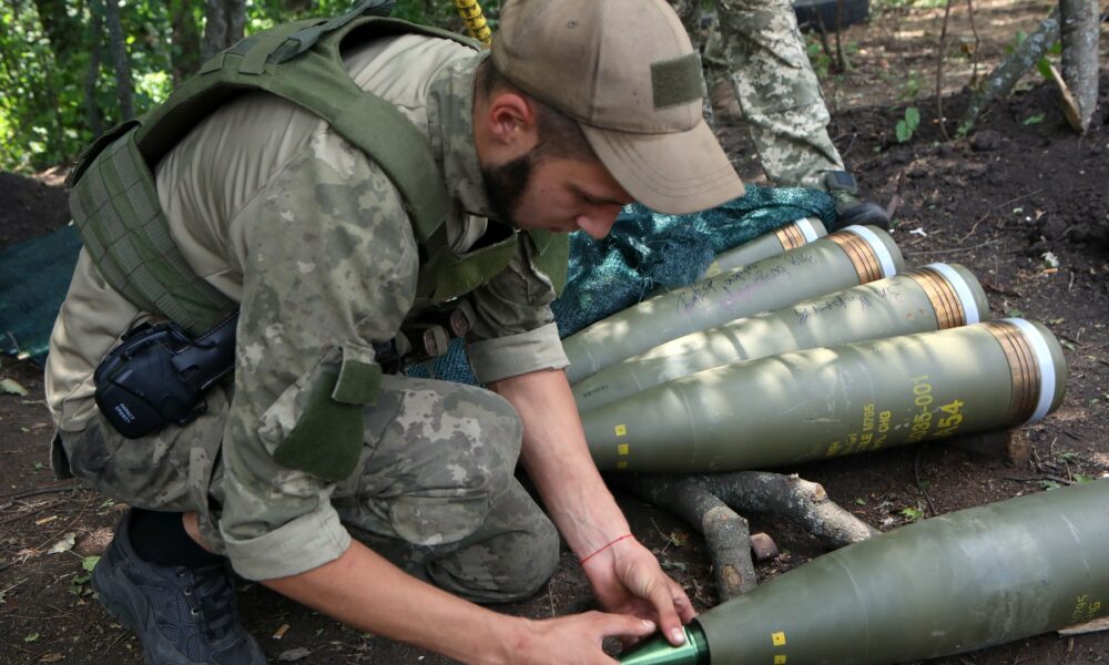 Ucraina primește ajutor militar din partea Cehiei. 800.000 de obuze sunt gata de livrare