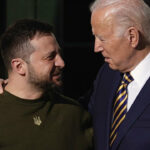 Joe Biden, președintele SUA, și Volodimir Zelenski, președintele Ucrainei, Sursa foto Le Monde