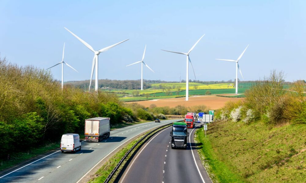 Prima autostradă electrificată din lume se va construi în Suedia. Șoferii își pot încărca mașinile în timp ce conduc