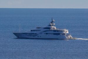 Yacht-ul lui Putin Sursa foto Forbes