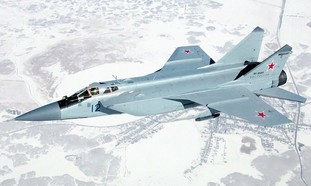 Rusia pune ”tunurile” pe sateliți.  Avioanele militare vor fi echipate cu sisteme de luptă mobile și lasere Peresvet
