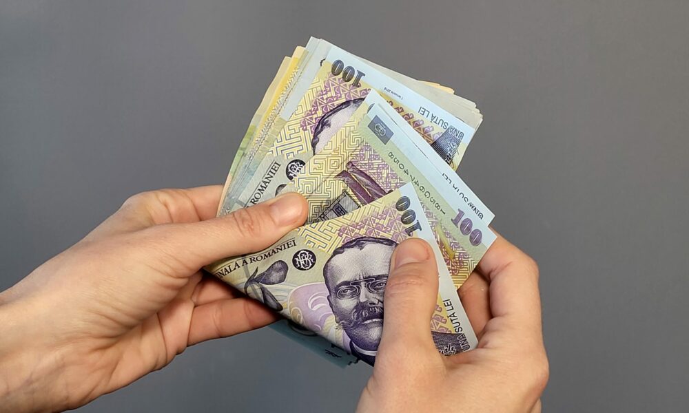 Noi taxe pentru români! Pentru ce trebuie să scoată aceștia din buzunar 470 de lei