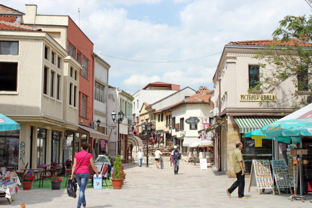 Centrul vechi din Skopje, capitala Macedoniei de Nord (sursa foto: dreamstime.com)