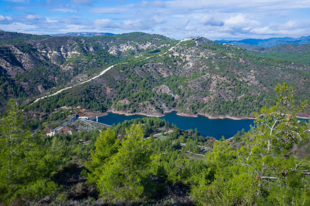 Dealuri Paphos Cipru Sursă foto: Dreamstime