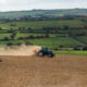 Tractor, Sursa foto dreamstime.com