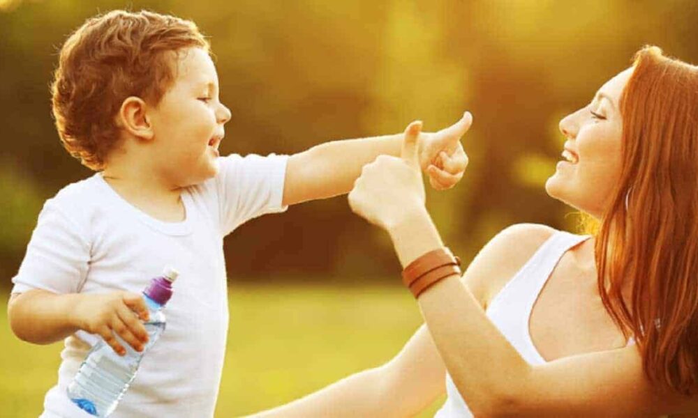 Un nou sprijin financiar anunțat de Ministerul Familiei! Se dau bani de la stat pentru anumiți cetățeni