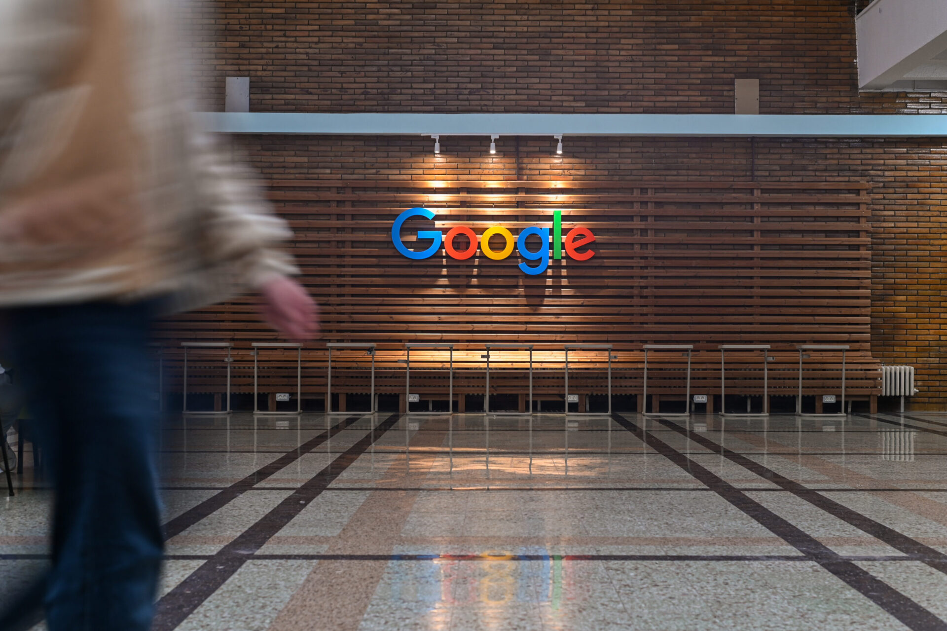 Google Lab la Politehnica Credit Grayling PR