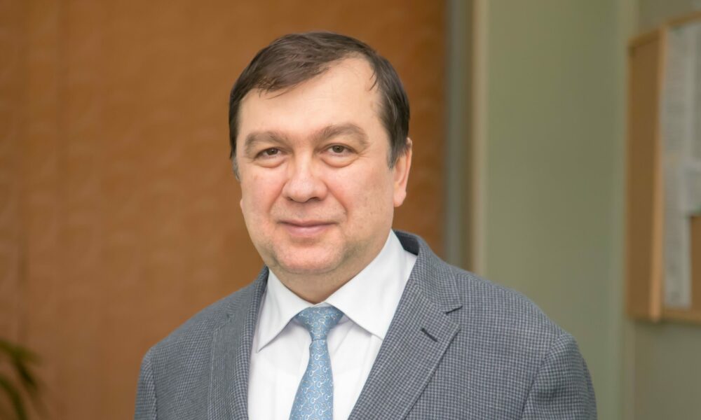 Gala Performerilor în Sănătate! Viorel Jinga, UMFCD: „Inițiere, Evoluție, Excelență – asta înseamnă UMFCD”