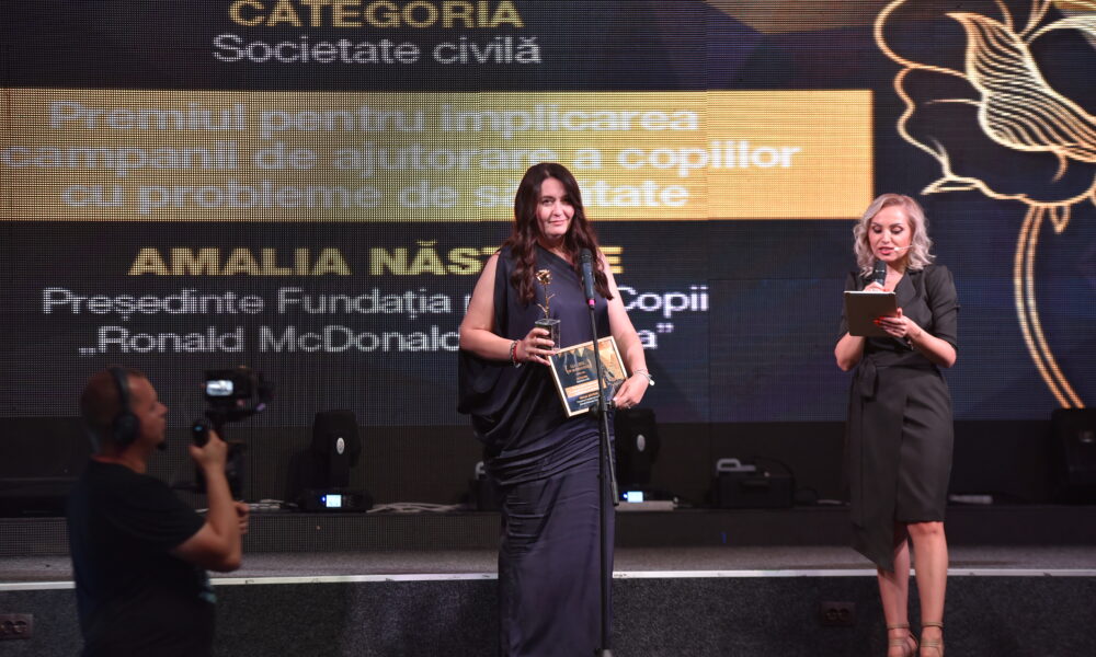 Amalia Năstase, la Gala Capital Top 100 Femei de Succes: „Am descoperit că pentru copii am o putere extraordinară pe care nu am avut-o niciodată în viața mea”
