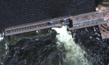 Barajul Nova Kakhovka spart Sursă foto Revista 22