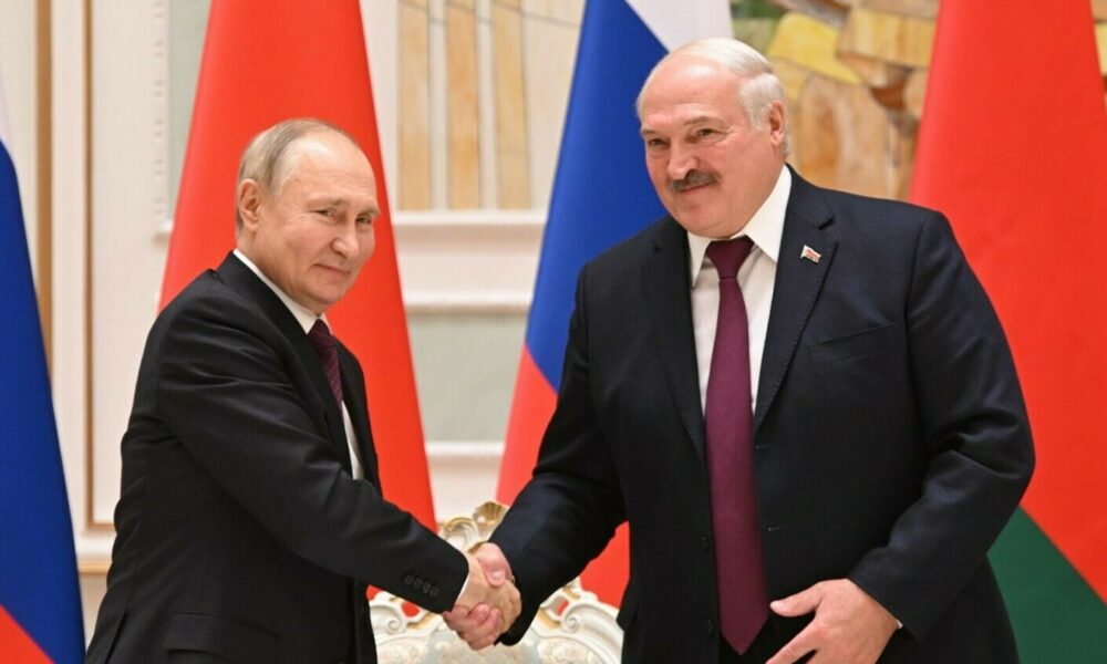 Alexander Lukașenko nu refuză utilizarea armelor nucleare. Președintele Belarusului neagă implicarea lui Vladimir Putin