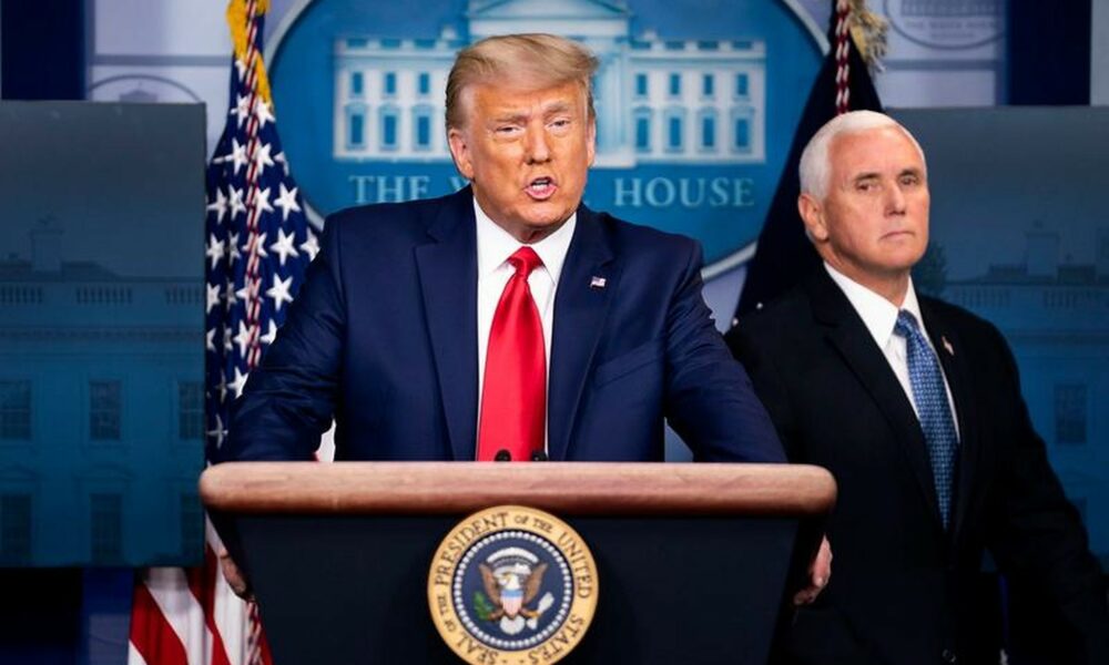 Mike Pence își face campanie pe spatele lui Trump. Acuzațiile aruncate de fostul vicepreședinte american