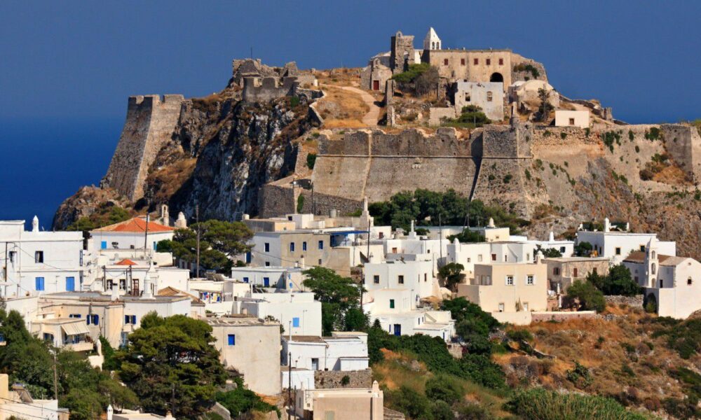 Destinații ieftine de vizitat în Grecia. Insula Kythira, locul în care zeița Afrodita a făcut cunoștință cu lumea muritorilor