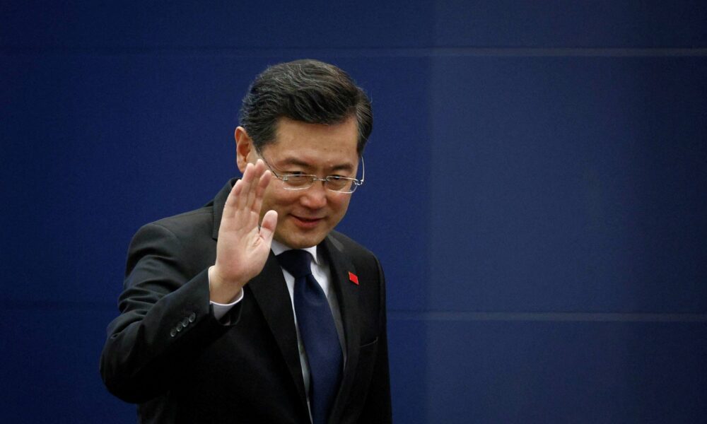 Posibilul motiv pentru demiterea lui Qin Gang: legăturile șubrede dintre SUA și China