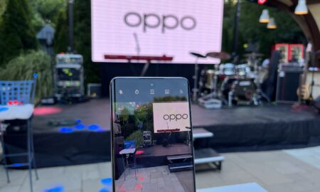 Oppo Reno 10 (sursă foto: Infofinanciar / Adrian Lambru)