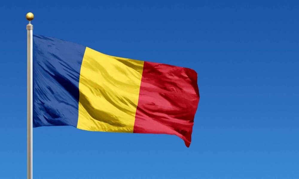 Câţi oameni se simt mândri că sunt români? Datele sondajului INSCOP