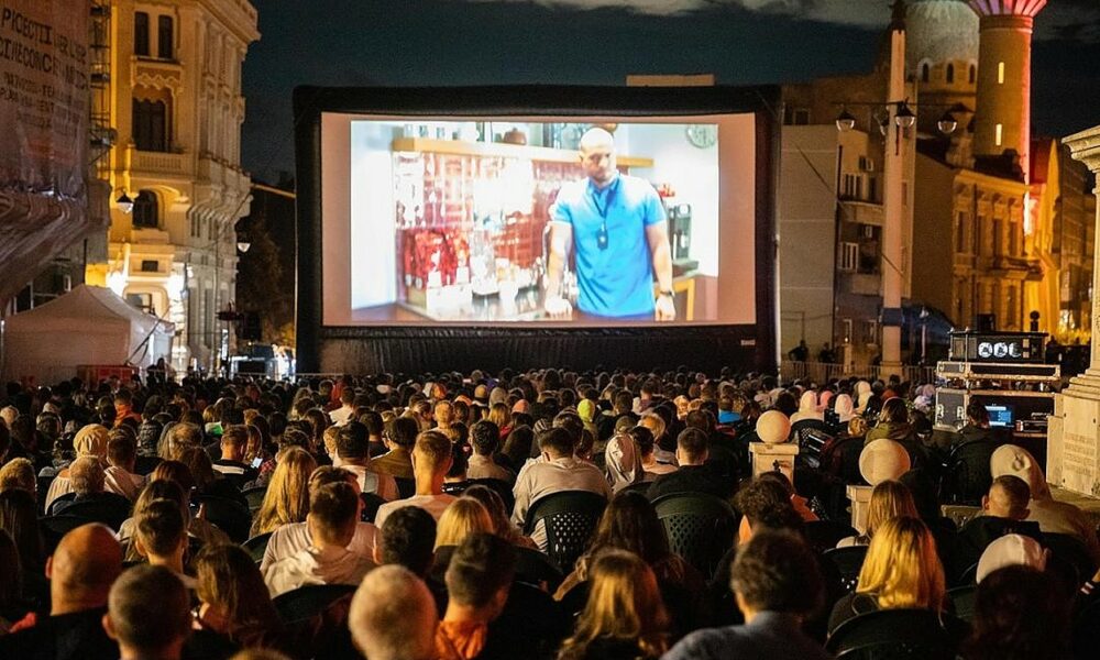 Festival de film organizat la malul mării în luna august