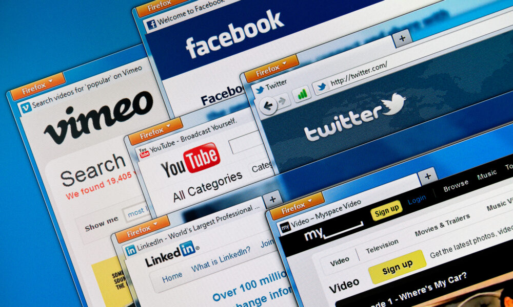 Lumea în cifre (35): Top 50 cele mai accesate site-uri web din lume