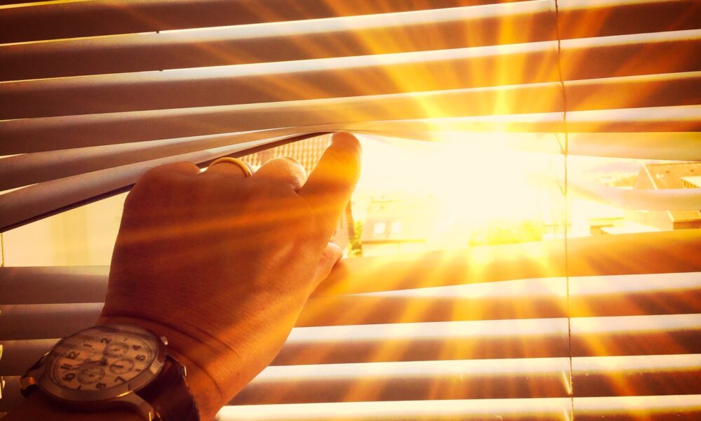 Cum să te menții sănătos în sezonul cald. 8 sfaturi eficiente pentru a face față verii