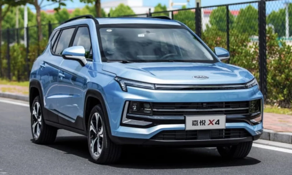 Made in Rusia? Renașterea unei mașini clasice sovietice prezintă influența Chinei din sectorul auto 