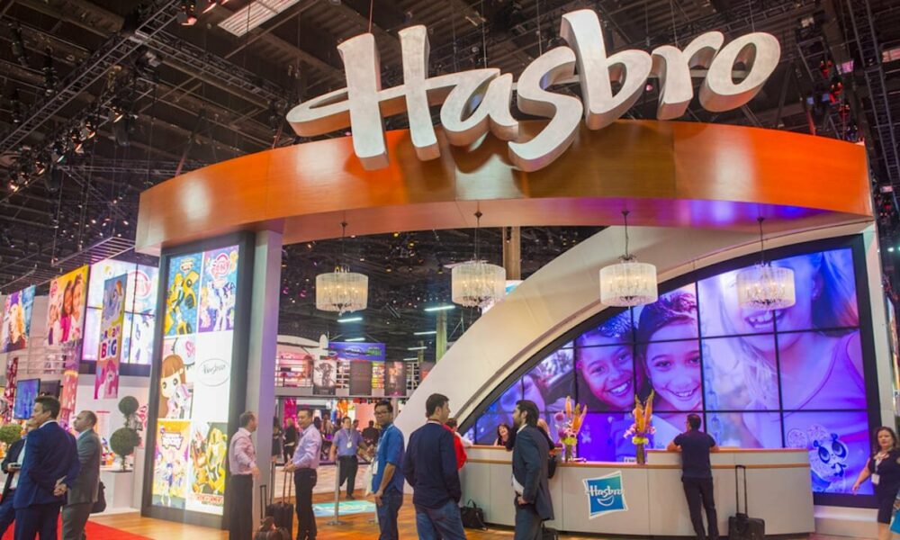 Hasbro vinde unitatea de film și televiziune din cauza grevei de la Hollywood