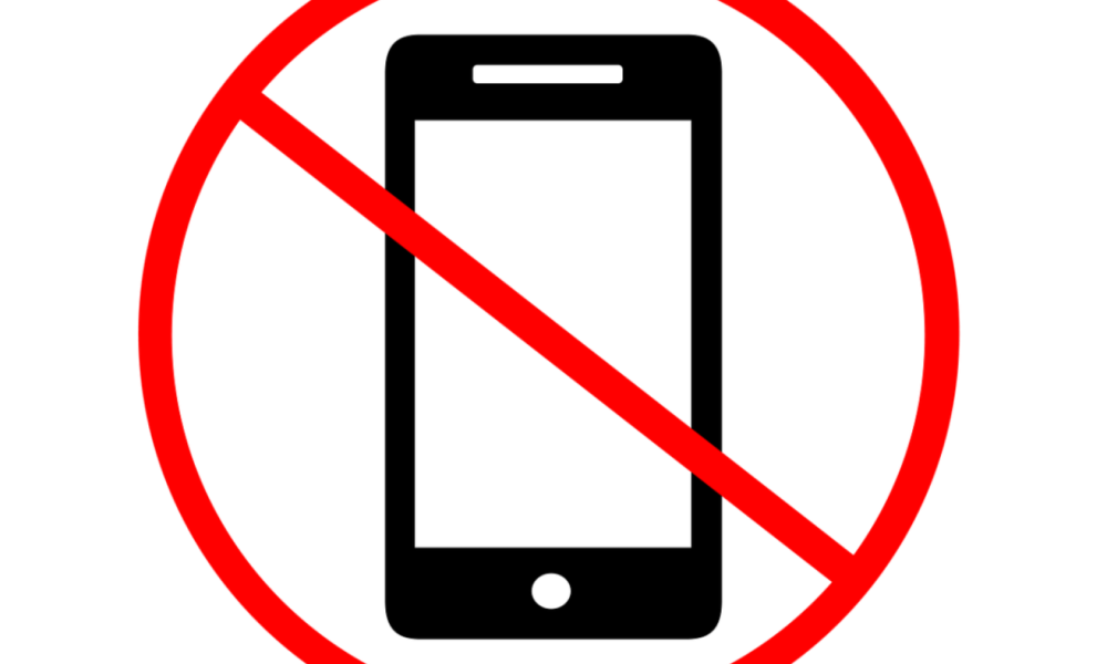 Copiilor li se limitează accesul la telefoane. Care sunt efectele în industria tehnologiei