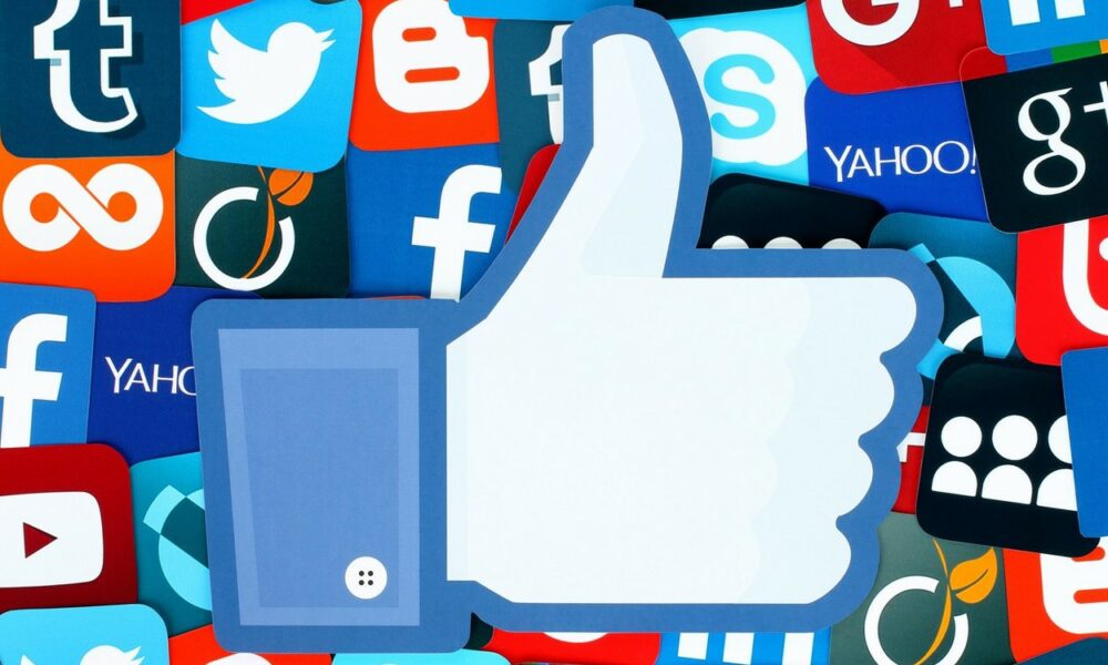 Rețelele de socializare, interzise copiilor sub 16 ani! Legea s-a votat