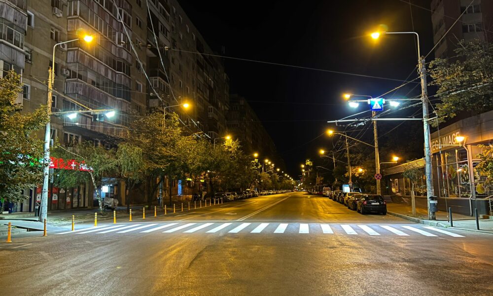 Lucrări de amenajare: 73 de treceri de pietoni suprailuminate instalate în sectorul 6