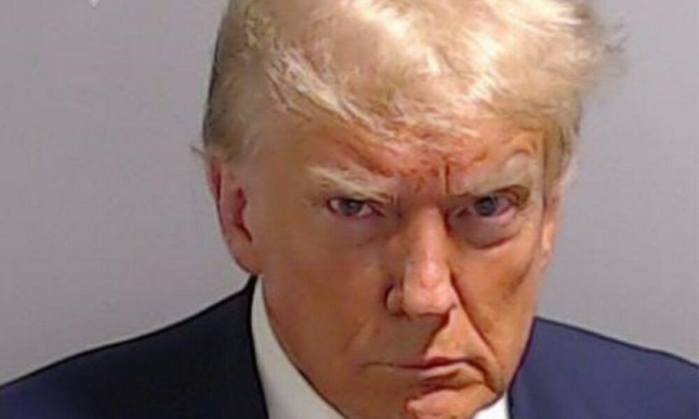 Sloganul tricoului „Trump Too Small” se transformă într-o bătălie la Curtea Supremă a SUA