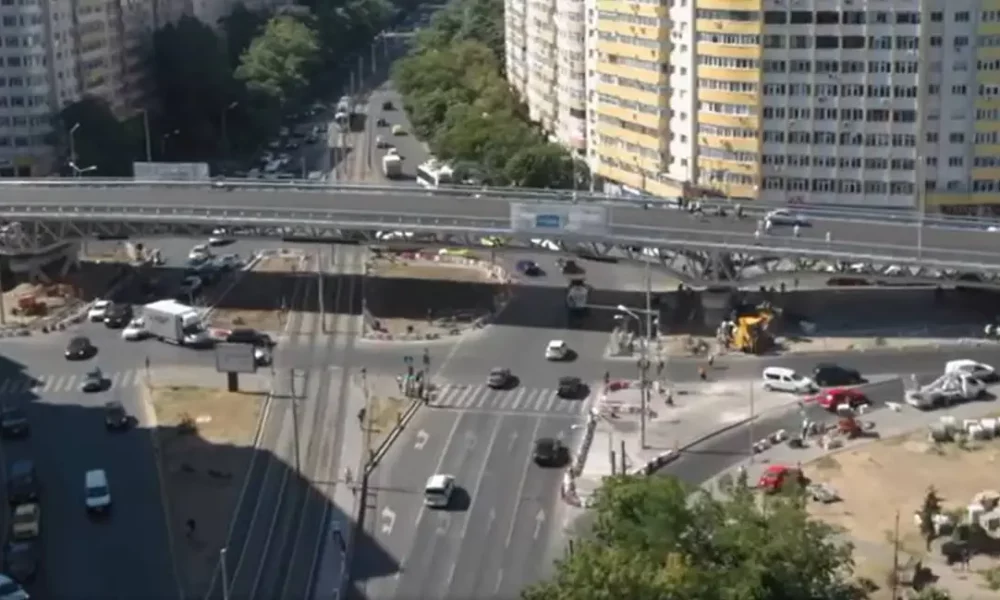 După trei ani, s-a deschis. Se poate circula pe Pasajul Doamna Ghica