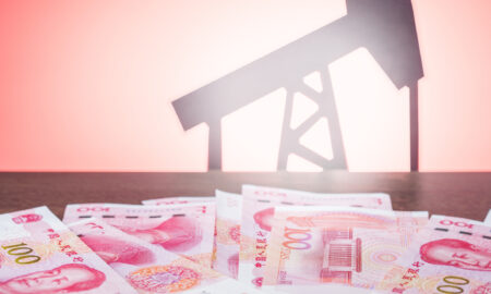 china bani petrol (sursă foto: dreamstime)