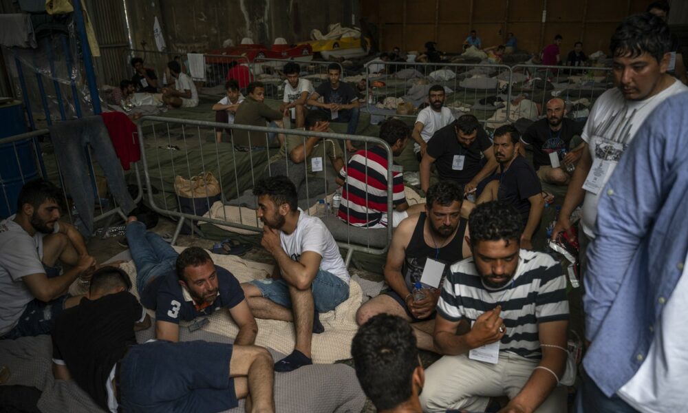 Majoritatea migranţilor în Europa sunt creştini