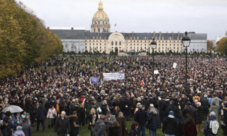 proteste paris (sursă foto: NBS News)