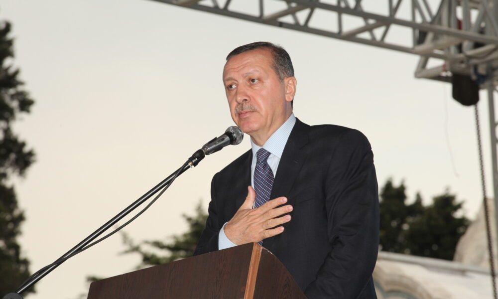 Se încalcă sau nu Constituția? Erdogan decide să dea un pas înapoi