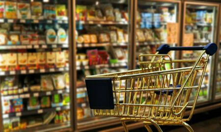 Propunere de închidere a supermarketurilor în weekend