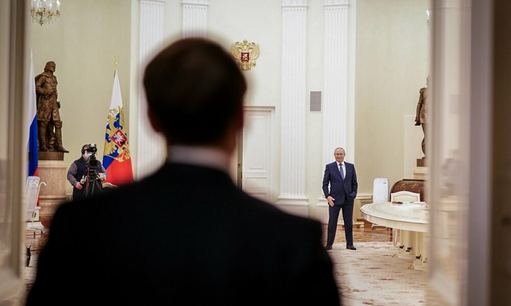 Macron e căpos! Susține în continuare trimiterea de trupe NATO în Ucraina