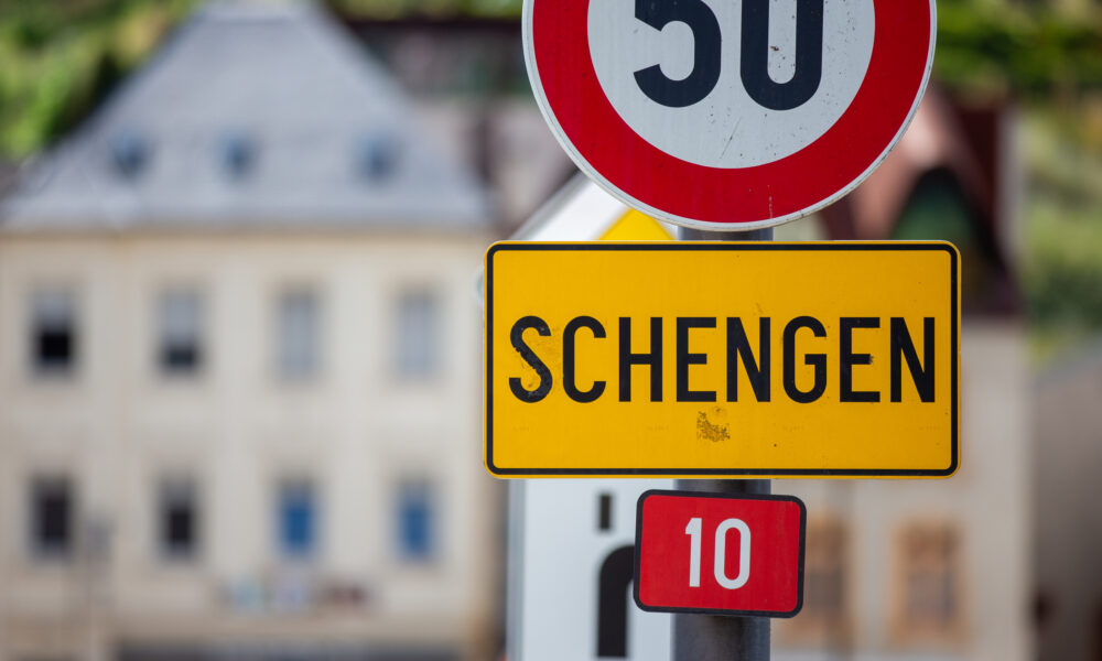 Țara noastră va intra în Schengen cu porturile și aeroporturile. Când va avea loc votul
