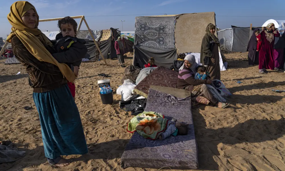 Ajutoarele pe mare au pornit către Gaza. Palestinienii înfometați sunt sceptici