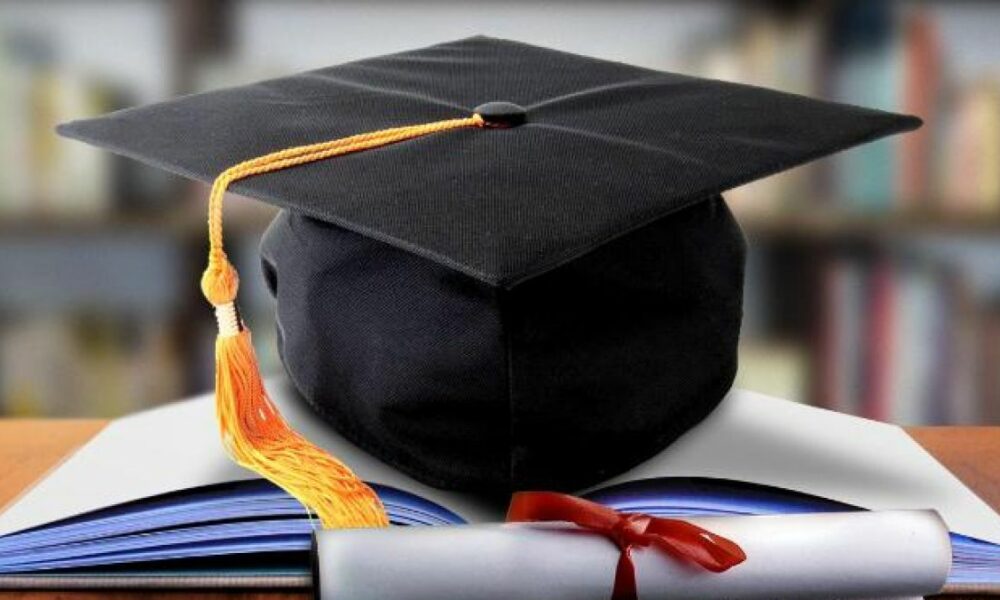 De ce aleg liceeni sǎ abandoneze studiile în 2025? S-a realizat un nou studiu