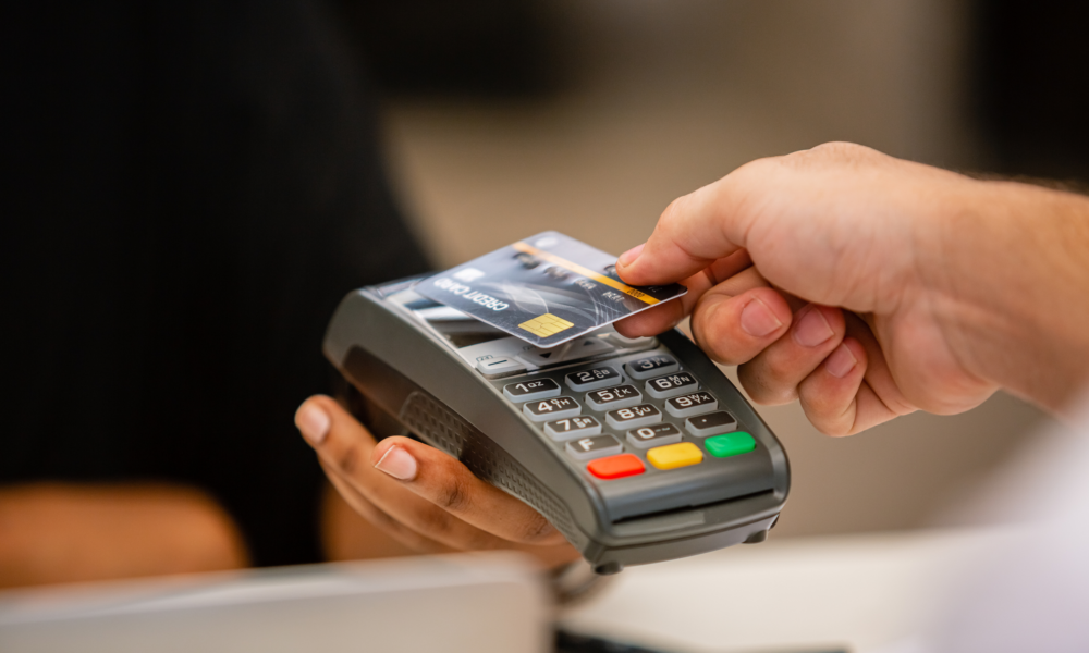 Tichete sociale de 500 de lei! Cine beneficiază de bani