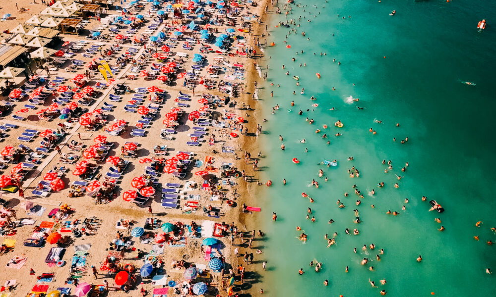 Veste proastă pentru turiștii de pe litoral! Plajele ar putea fi neamenajate de 1 Mai