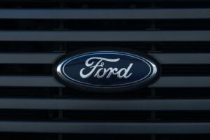 Ford a suspendat livrările camionetelor electrice F-150