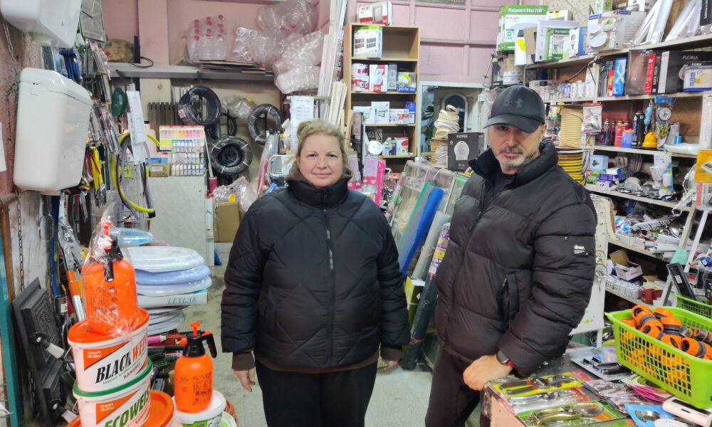 ”Antreprenor de Obor” (8). ”La Mita”, magazinul unde găsești lămpi pe gaz pentru criza energetică. Frații care continuă afacerea mamei
