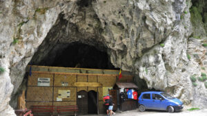 Peștera Polovragi, sursa foto: radiovacanta.ro